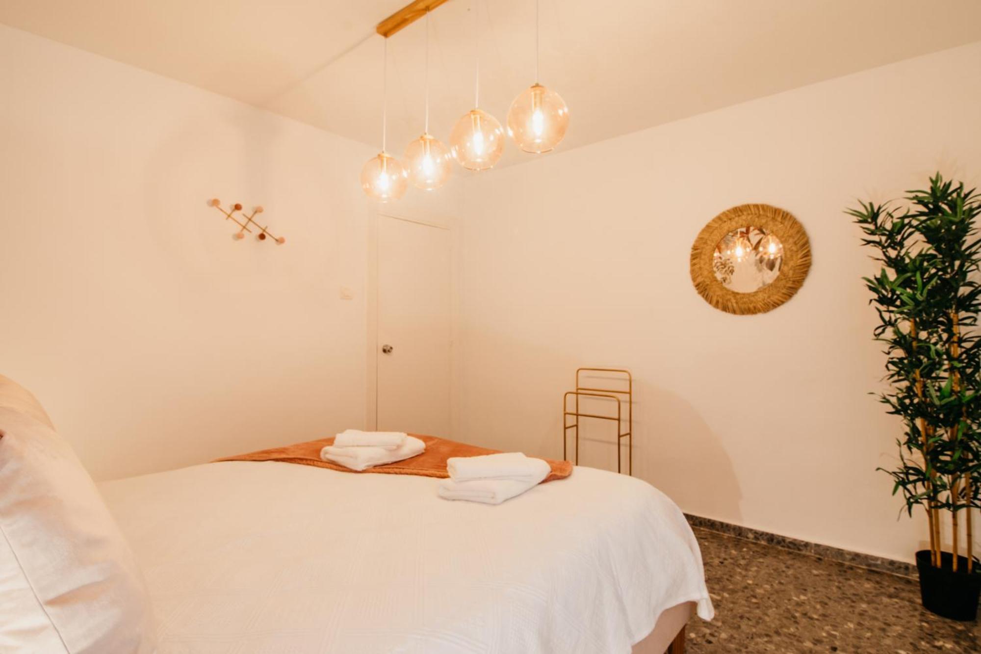 Tuguest Maria Luisa Apartment - Free Parking Granada Eksteriør bilde